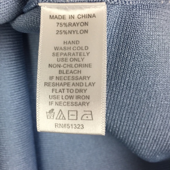 2 for $25 😍 Beautiful Slinky Midi Skirt SzM - Picture 3 of 3